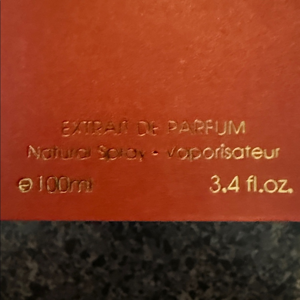 Maison De Paris Perfume, unisex used twice - Picture 2 of 5